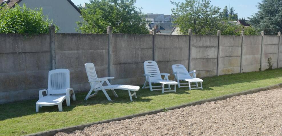 gite du vivier Seigy Extérieur photo